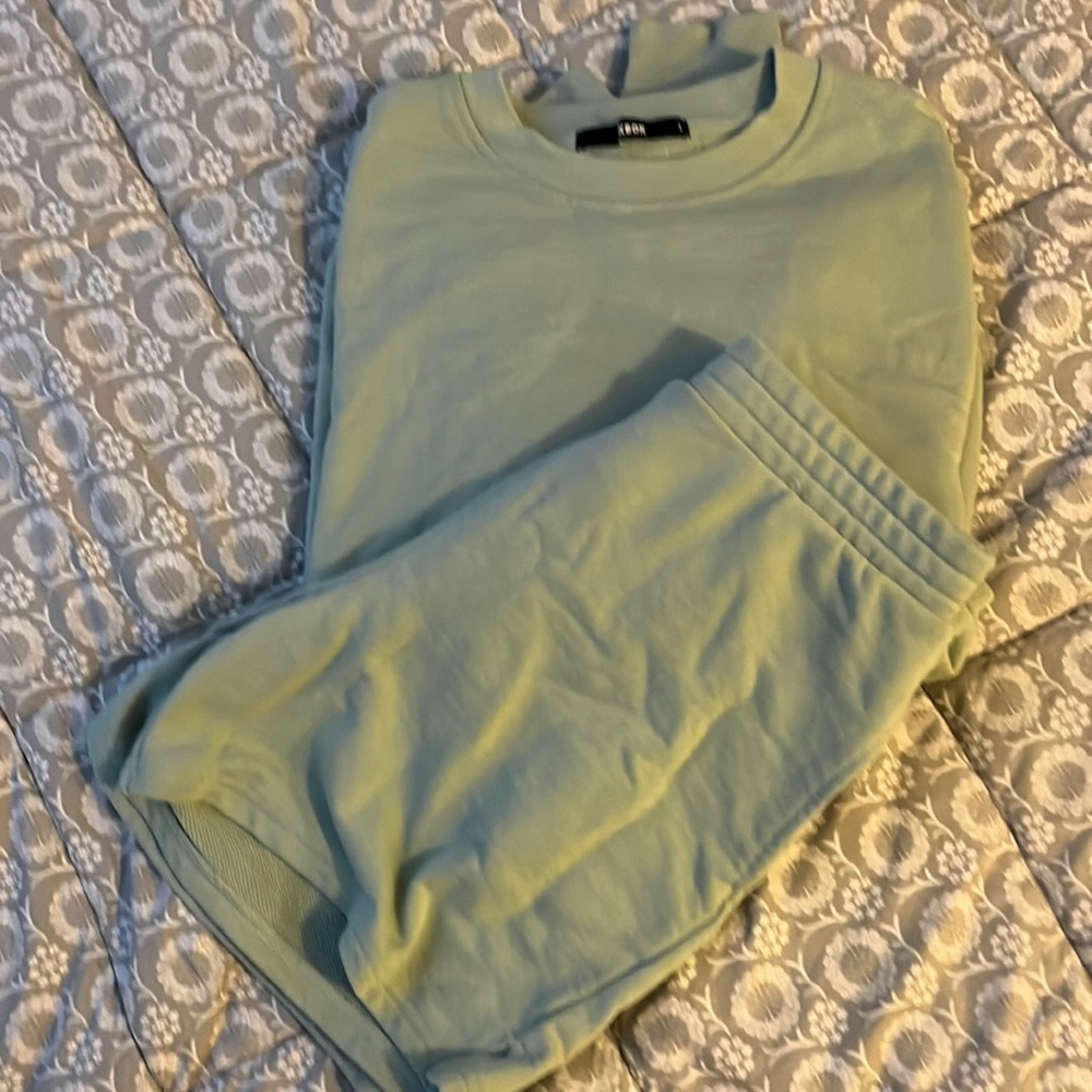 Bikbok crewneck with matching athletic shorts